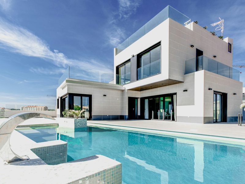Beachfront Apartment, Emaar Beachfront